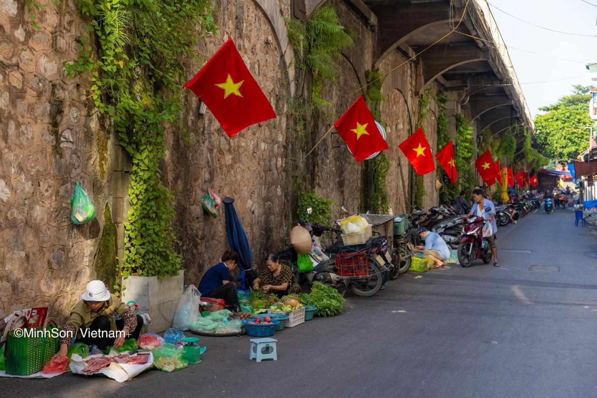 Hanoi Capital House & Travel Eksteriør bilde